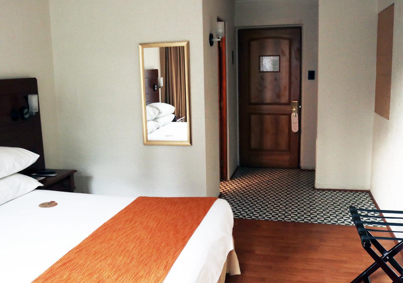 Hotel Y Centro De Eventos Manquehue Las Condes Santiago Eksteriør bilde